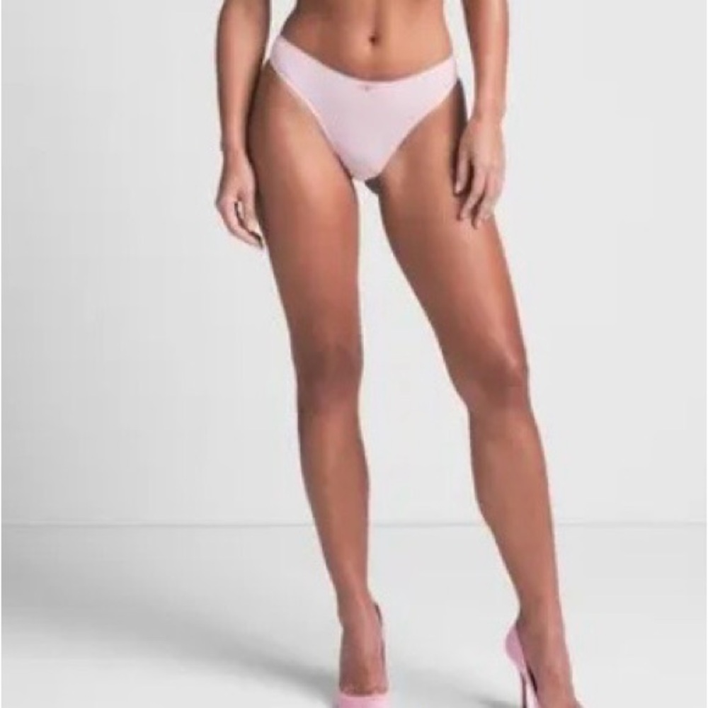 🌸 SKIMS Fits Everybody Picot Thong | Cherry Blossom Tonal | XXS | NWT 🏷️